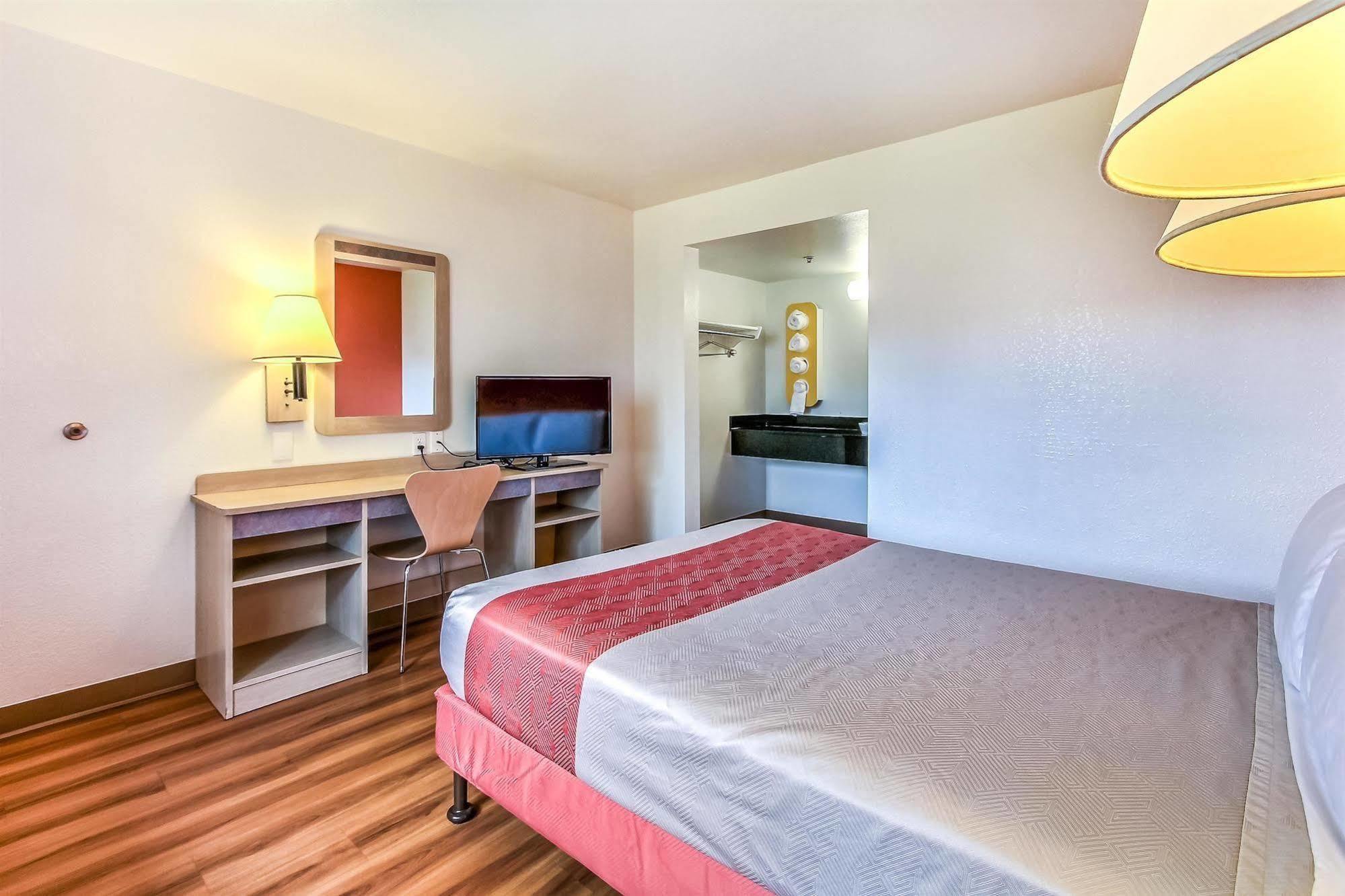 Motel 6-Salinas, Ca - North Monterey Area Экстерьер фото